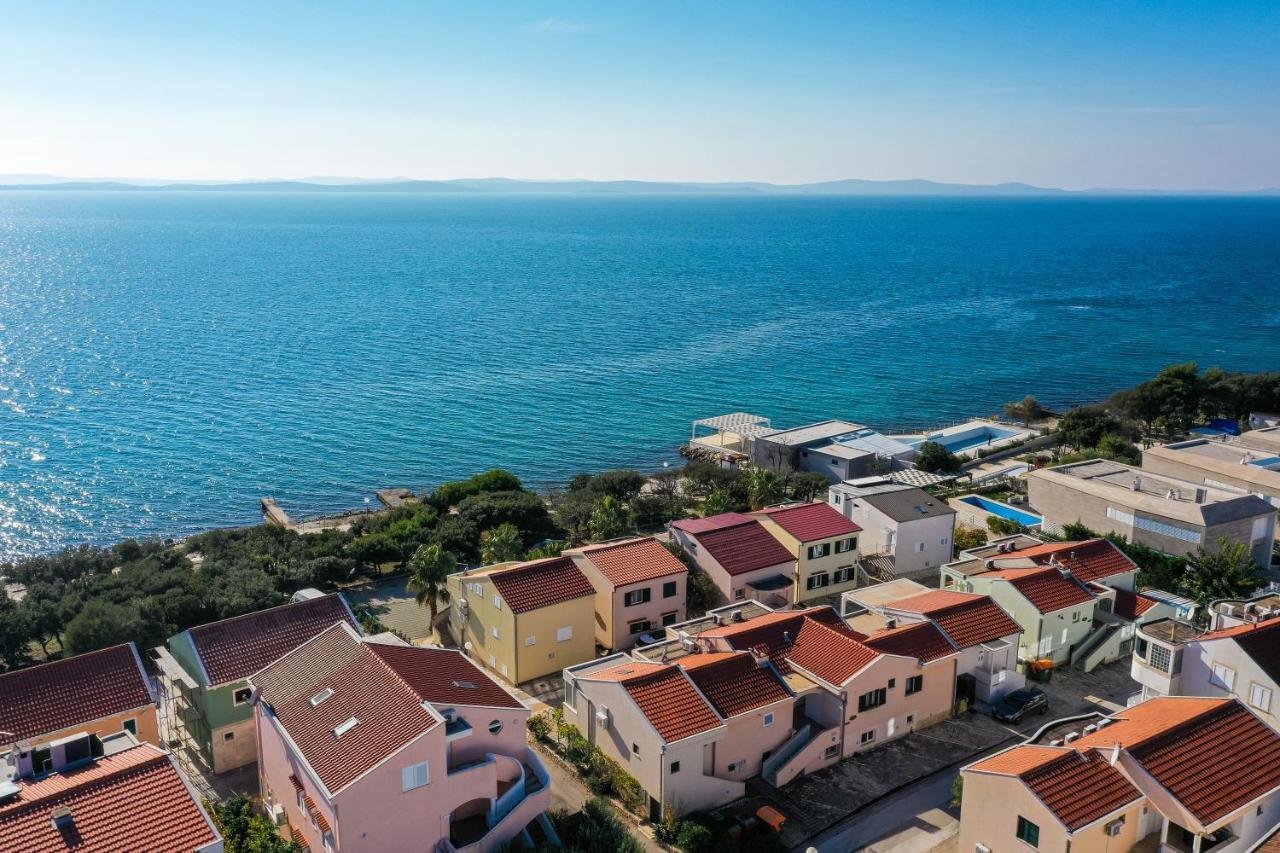 Apartments Malic Petrcane Exterior foto