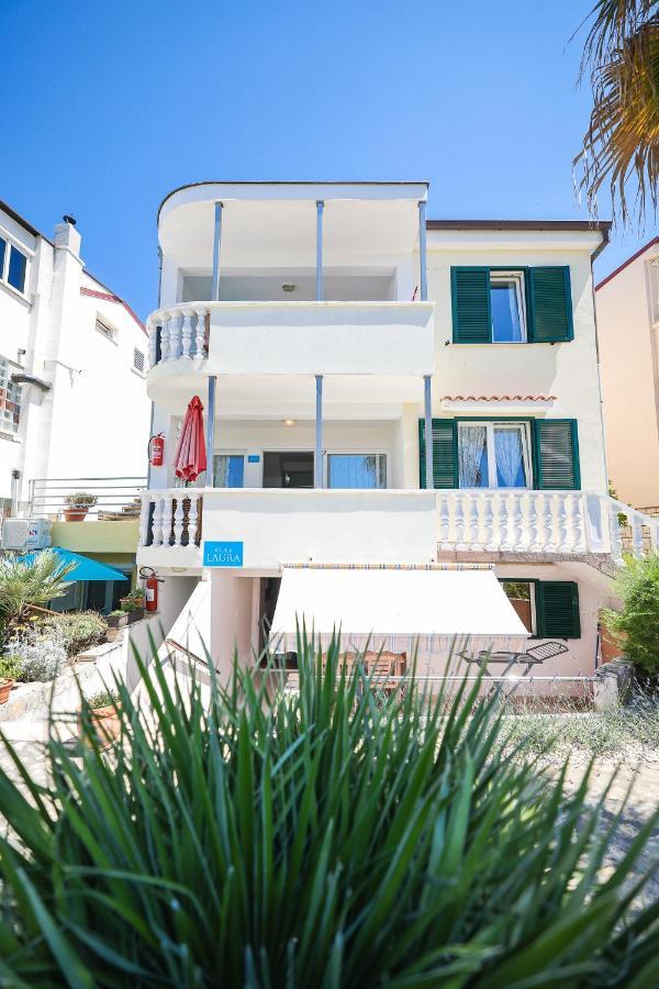 Apartments Malic Petrcane Exterior foto