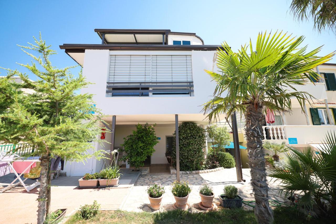 Apartments Malic Petrcane Exterior foto