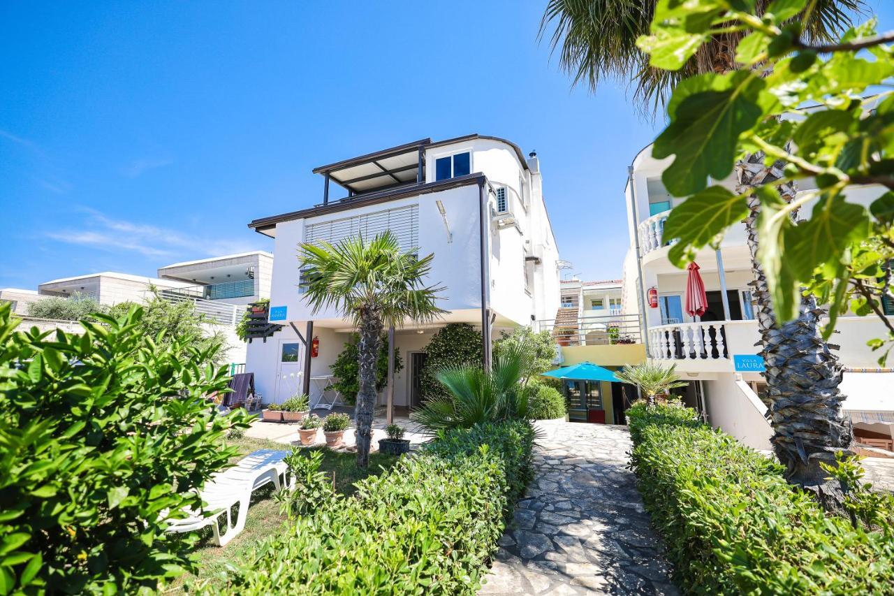 Apartments Malic Petrcane Exterior foto